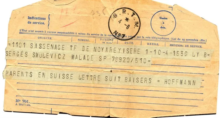 Télégramme ancien sur papier jauni, au tampon de la poste, annonçant « Parents en Suisse, lettre suit, baisers, Hoffmann »